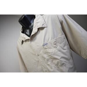 Columbia Omni-Shade Button Up Fishing Shirt Beige Short Sleeve Camping Mens XL